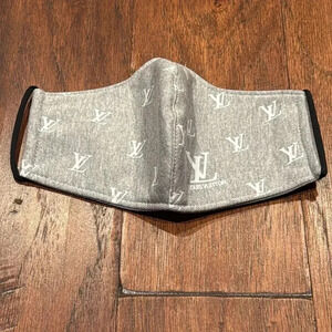 NWOT! Boutique Luxury Gray Fashion Mask